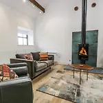 Bank Hurst Coach House Feriehus